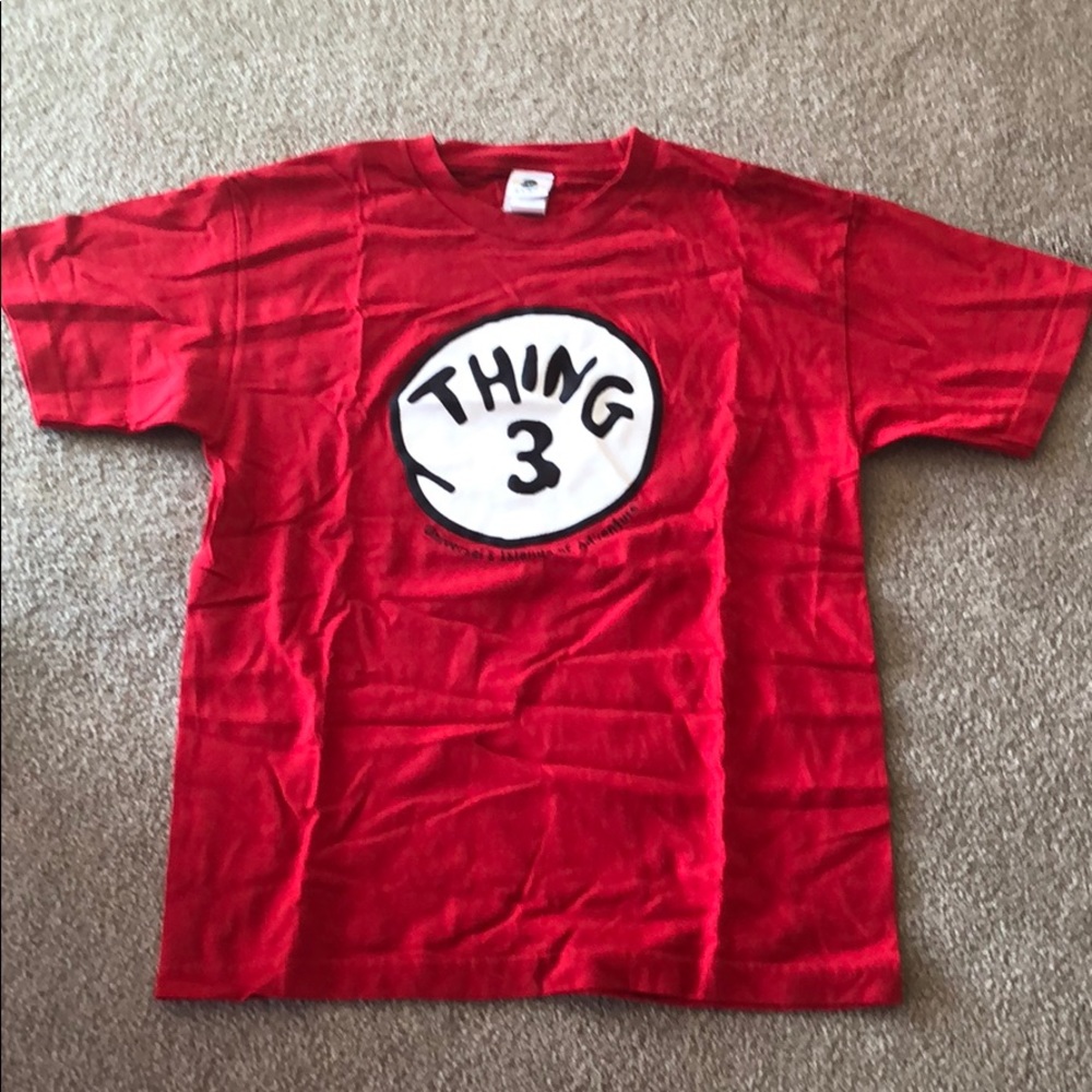 Universal Studios. Red thing 3 t shirt. Kids XL